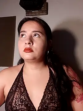 Snapshot of Yuli-27 chatting on 7, 2, 2026 Yuli-27 online show from 7, 2, 2026