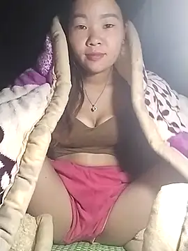 lylylove online show from 3, 11, 2025