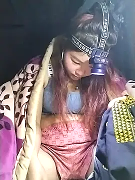 lylylove online show from 4, 2, 2026