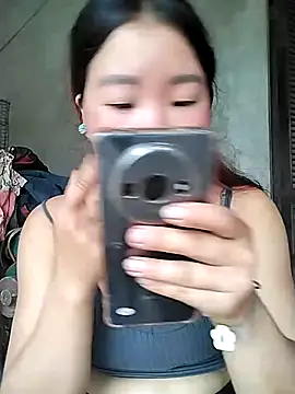 lylylove online show from 22, 6, 2026