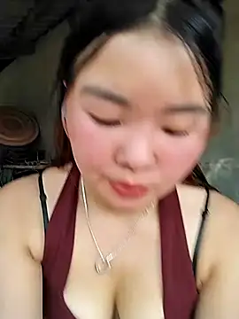 lylylove online show from 12, 7, 2026