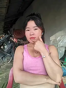 lylylove online show from 12, 7, 2026