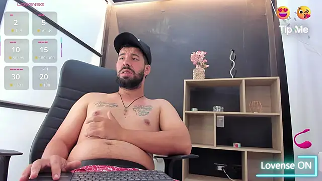 JhoanMontes online show from 14, 9, 2025