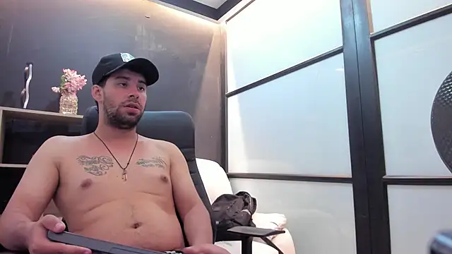 JhoanMontes online show from 29, 9, 2025