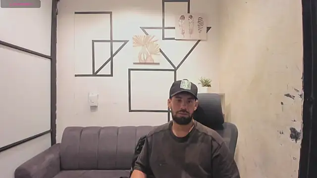 JhoanMontes online show from 24, 10, 2025