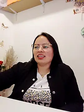 Snapshot of Daliz_Leon chatting on 23, 9, 2025 Daliz Leon online show from 23, 9, 2025