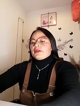 Snapshot of Daliz_Leon chatting on 28, 9, 2025 Daliz Leon online show from 28, 9, 2025