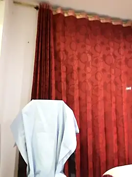 Snapshot of Daliz_Leon chatting on 12, 10, 2025 Daliz Leon online show from 12, 10, 2025