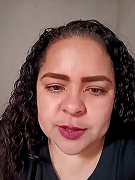 Miss Adriana01 online show from 3, 3, 2026