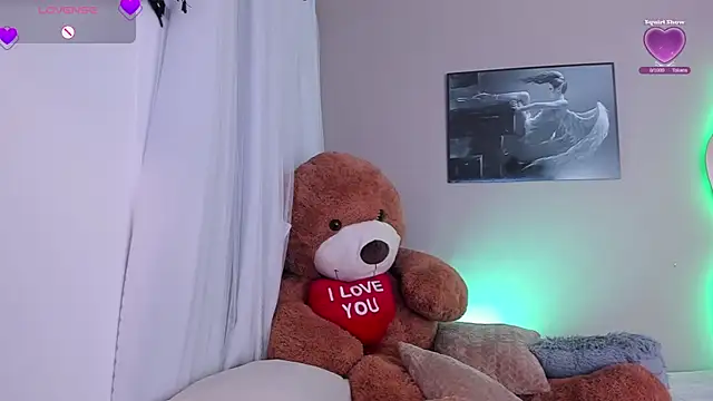 Snapshot of EmystarX chatting on 18, 9, 2025 EmystarX online show from 18, 9, 2025