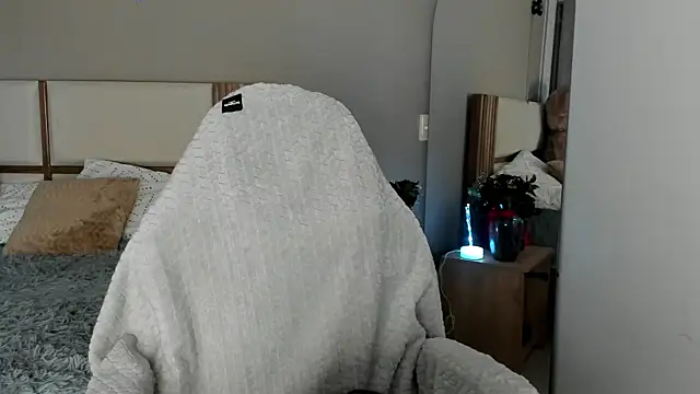 Snapshot of EmystarX chatting on 25, 2, 2026 EmystarX online show from 25, 2, 2026