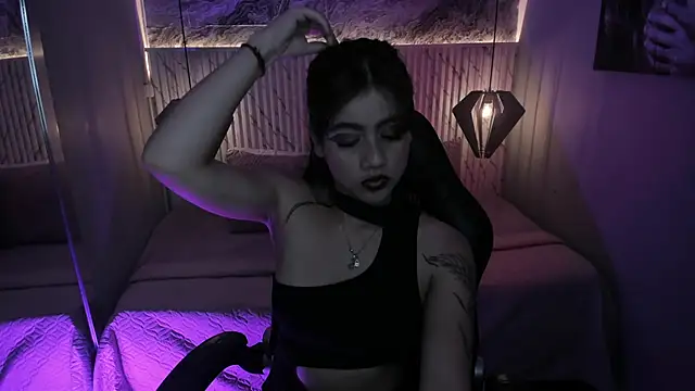 Julieth brown  online show from 6, 3, 2026