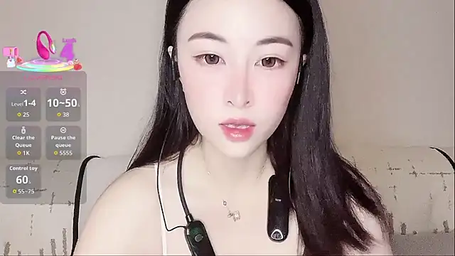 LuLu-Moon online show from 9, 9, 2025