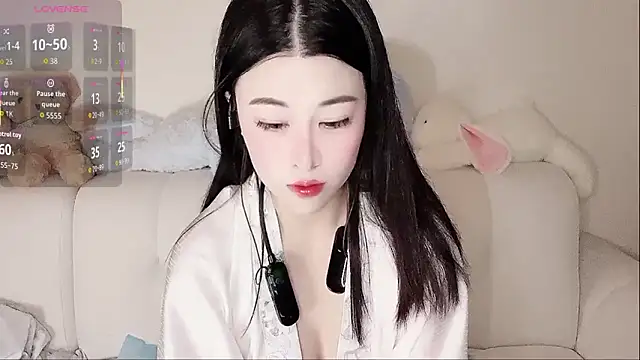 LuLu-Moon online show from 20, 10, 2025