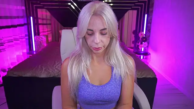 BellaRayyy online show from 22, 7, 2026