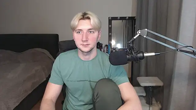 Snapshot of Elvin_Vaenight chatting on 10, 9, 2025 Elvin Vaenight online show from 10, 9, 2025