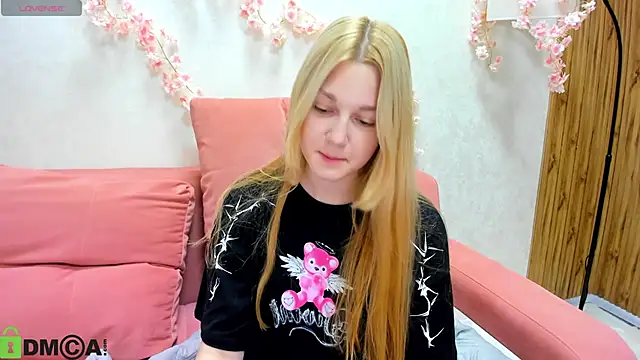 Sylvia Ortiz online show from 14, 9, 2025