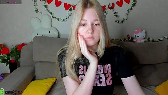 Sylvia Ortiz online show from 4, 3, 2026