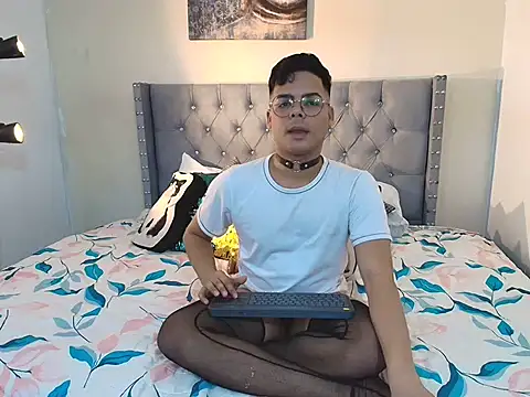 stewart mateo  online show from 14, 11, 2025