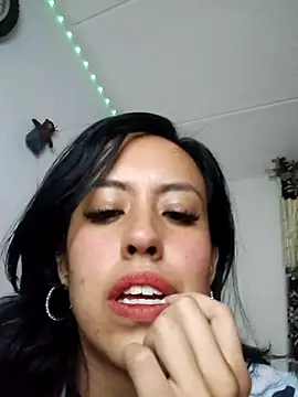 Snapshot of Queen_Ashly chatting on 15, 11, 2025 Queen Ashly online show from 15, 11, 2025