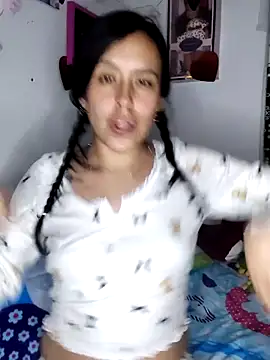 Queen Ashly online show from 5, 6, 2026
