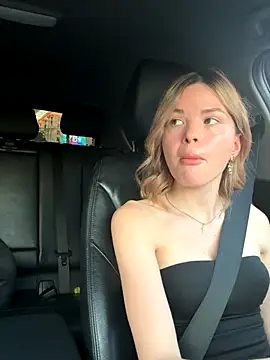 SMELLSEX online show from 8, 9, 2025