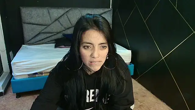 LiaMonroee  online show from 21, 11, 2025