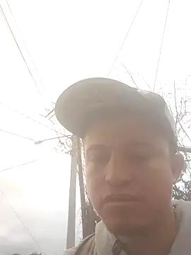 Snapshot of Loquendo2201 chatting on 18, 9, 2025 Loquendo2201 online show from 18, 9, 2025