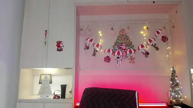 VickyRuiz  online show from 18, 12, 2025