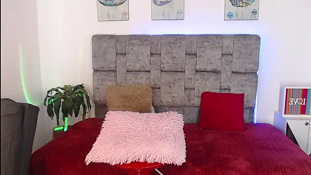 melodydoll online show from 13, 9, 2025