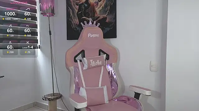 Snapshot of isabella_pearl_ chatting on 13, 2, 2026 isabella pearl online show from 13, 2, 2026