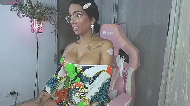 isabella pearl  online show from 30, 4, 2026