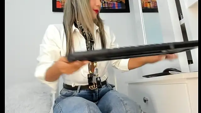 Ms lunaRose online show from 3, 5, 2026