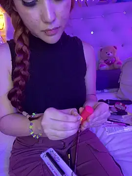 Ashly cutee online show from 4, 2, 2026