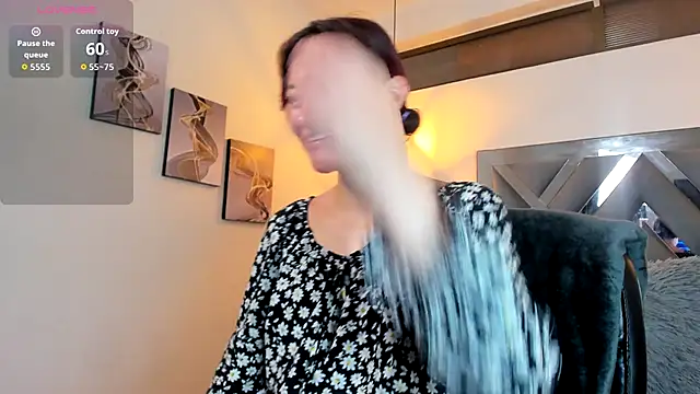 Candy Hott7 online show from 9, 10, 2025