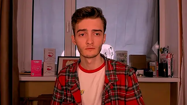 Snapshot of spider____man chatting on 24, 9, 2025 spider man online show from 24, 9, 2025