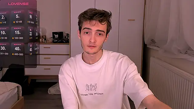 Snapshot of spider____man chatting on 21, 11, 2025 spider man online show from 21, 11, 2025