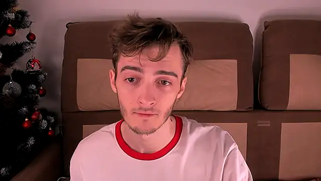 Snapshot of spider____man chatting on 18, 12, 2025 spider man online show from 18, 12, 2025