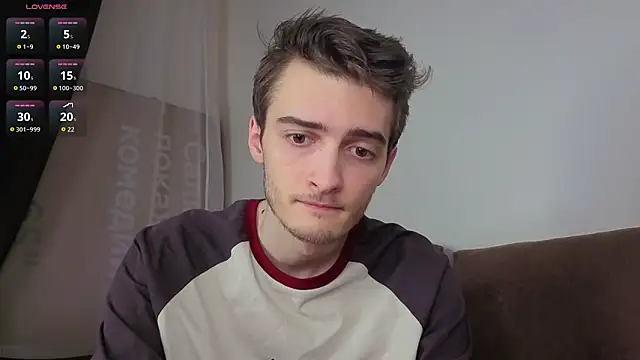 Snapshot of spider____man chatting on 28, 2, 2026 spider man online show from 28, 2, 2026