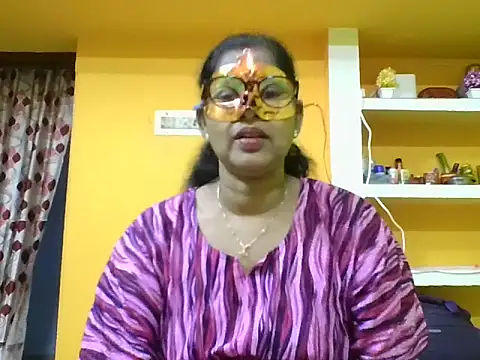 Snapshot of kavya1 chatting on 10, 10, 2025 kavya1 online show from 10, 10, 2025
