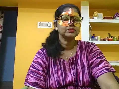 Snapshot of kavya1 chatting on 16, 10, 2025 kavya1 online show from 16, 10, 2025