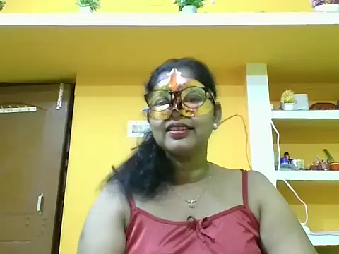 Snapshot of kavya1 chatting on 18, 10, 2025 kavya1 online show from 18, 10, 2025