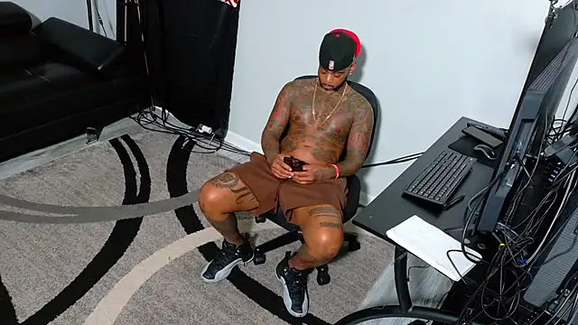 SLANGONDEMHOES online show from 30, 10, 2025