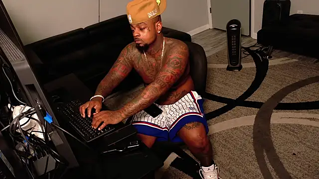 SLANGONDEMHOES online show from 11, 5, 2026