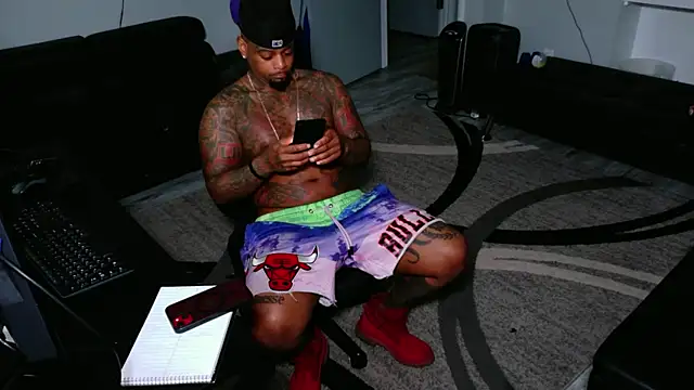 SLANGONDEMHOES online show from 7, 6, 2026