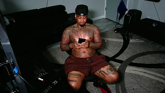 SLANGONDEMHOES online show from 10, 6, 2026