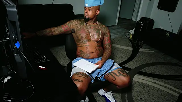 SLANGONDEMHOES online show from 11, 6, 2026