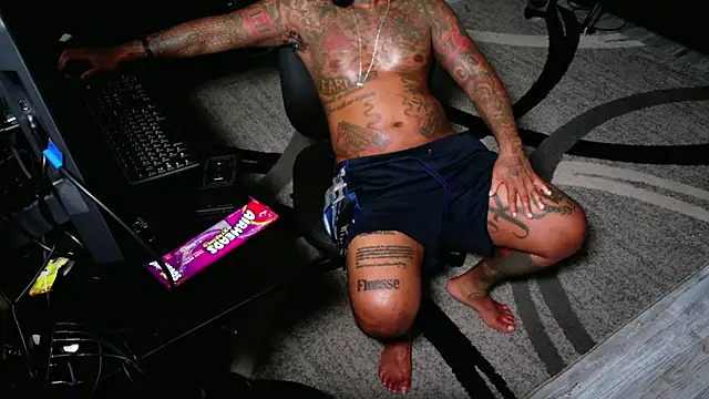 SLANGONDEMHOES online show from 18, 6, 2026