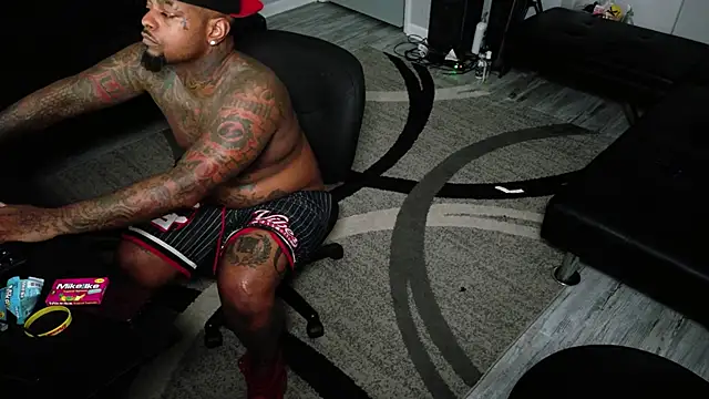 SLANGONDEMHOES online show from 24, 7, 2026