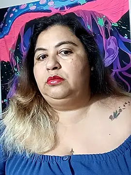 Snapshot of curvy_diva_ chatting on 3, 11, 2025 curvy diva online show from 3, 11, 2025